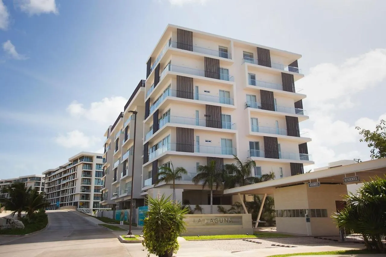 Classic 2Br Condo Pool Near Beach Cancun Mexico