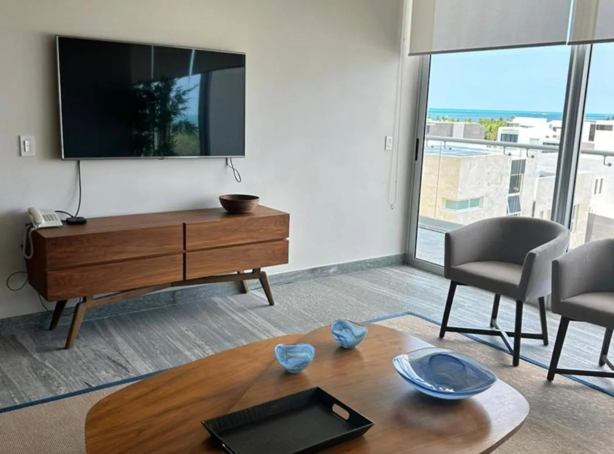Classic 2Br Condo Pool Near Beach Cancun Mexico